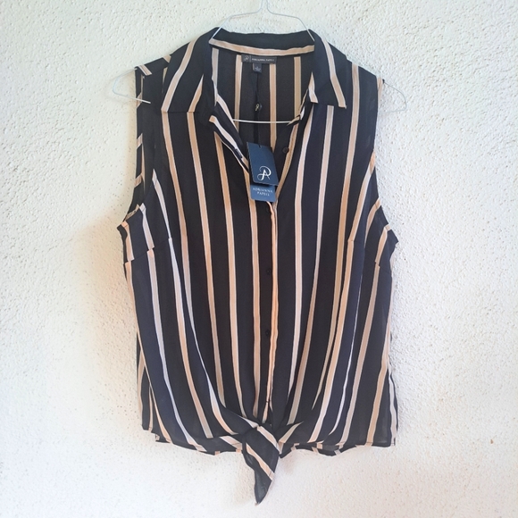 Adrianna Papell Tops - 🆕️ADRIANNA PAPEEL TOP